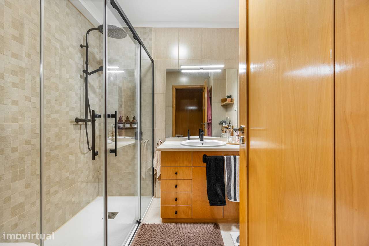 Apartamento T3 renovado em Celeirós-14