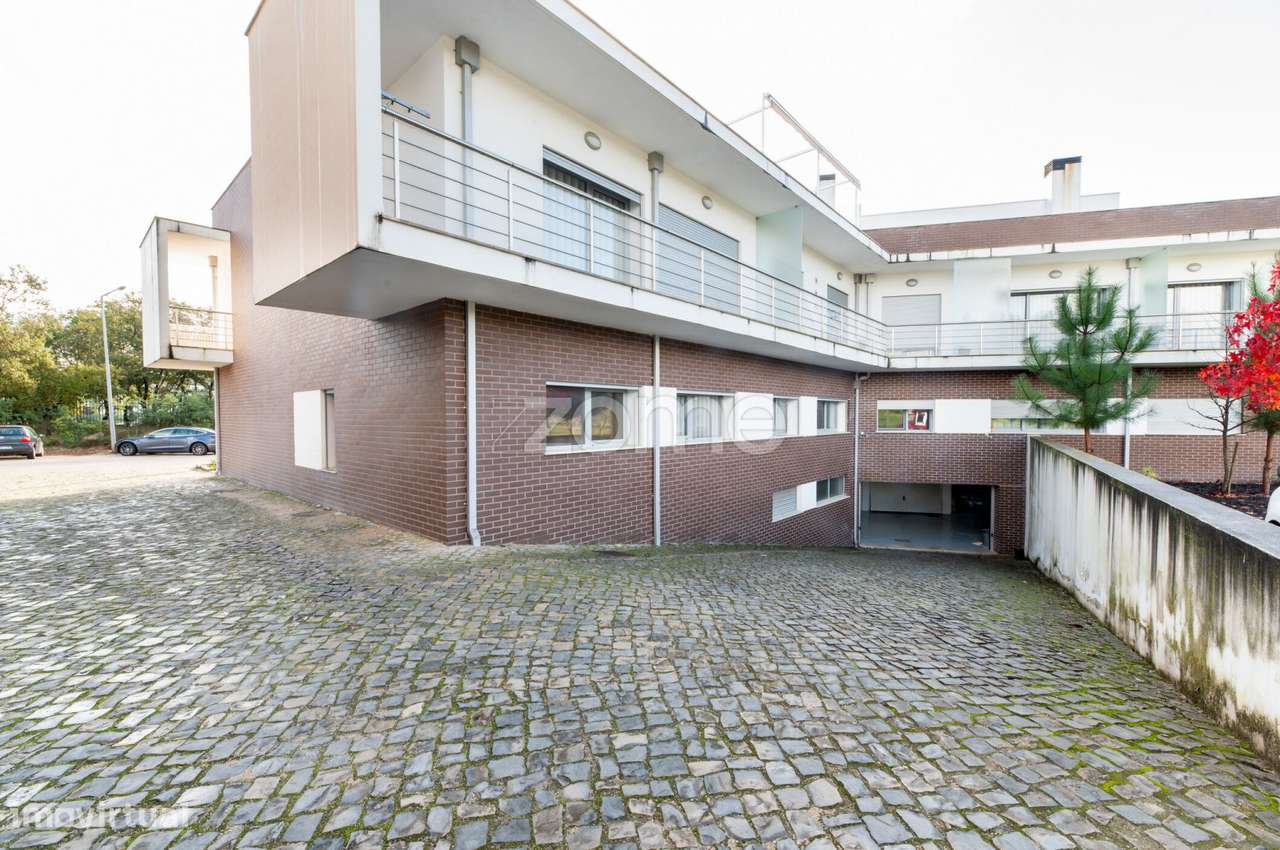 Apartamento semi-novo centro de Alvaiázere - Grande imagem: 3/32