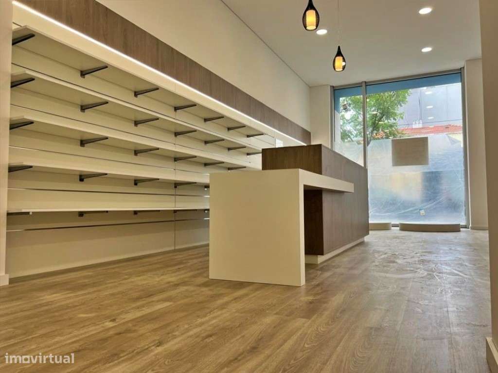 Loja como nova no coração de Matosinhos - Grande imagem: 4/9