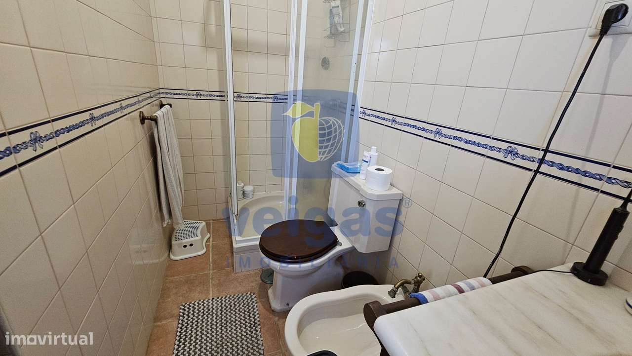 Apartamento T4 com 3 WC e Estacionamento-29