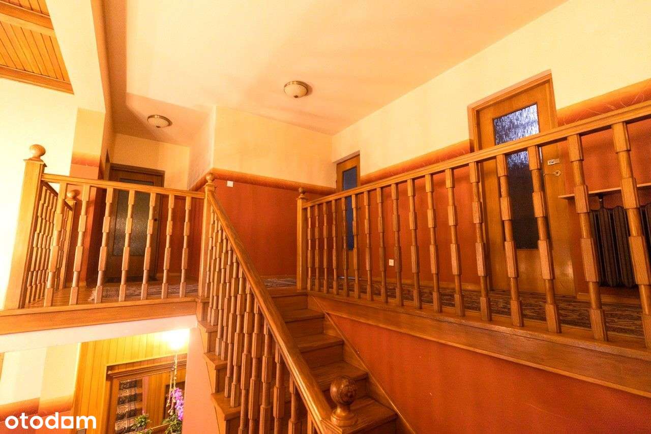 Blisko Szkoły, Przedszkola, PKP, A2, DK90-4