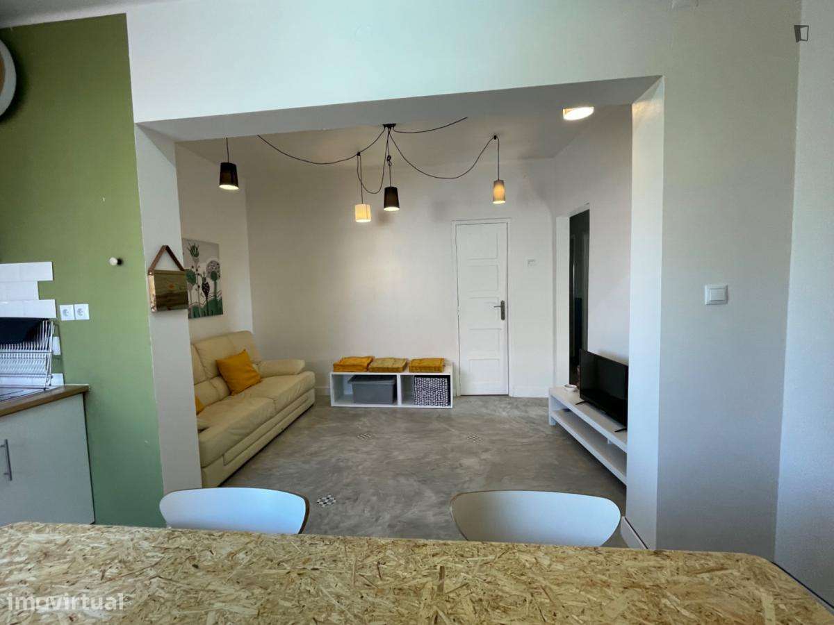 Quarto - localizado em Santarem - Grande imagem: 5/10