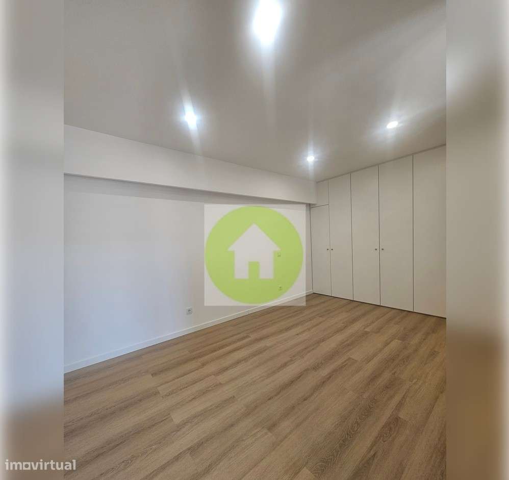 T1 com garagem e parqueamentos, em Ourém - Grande imagem: 4/7