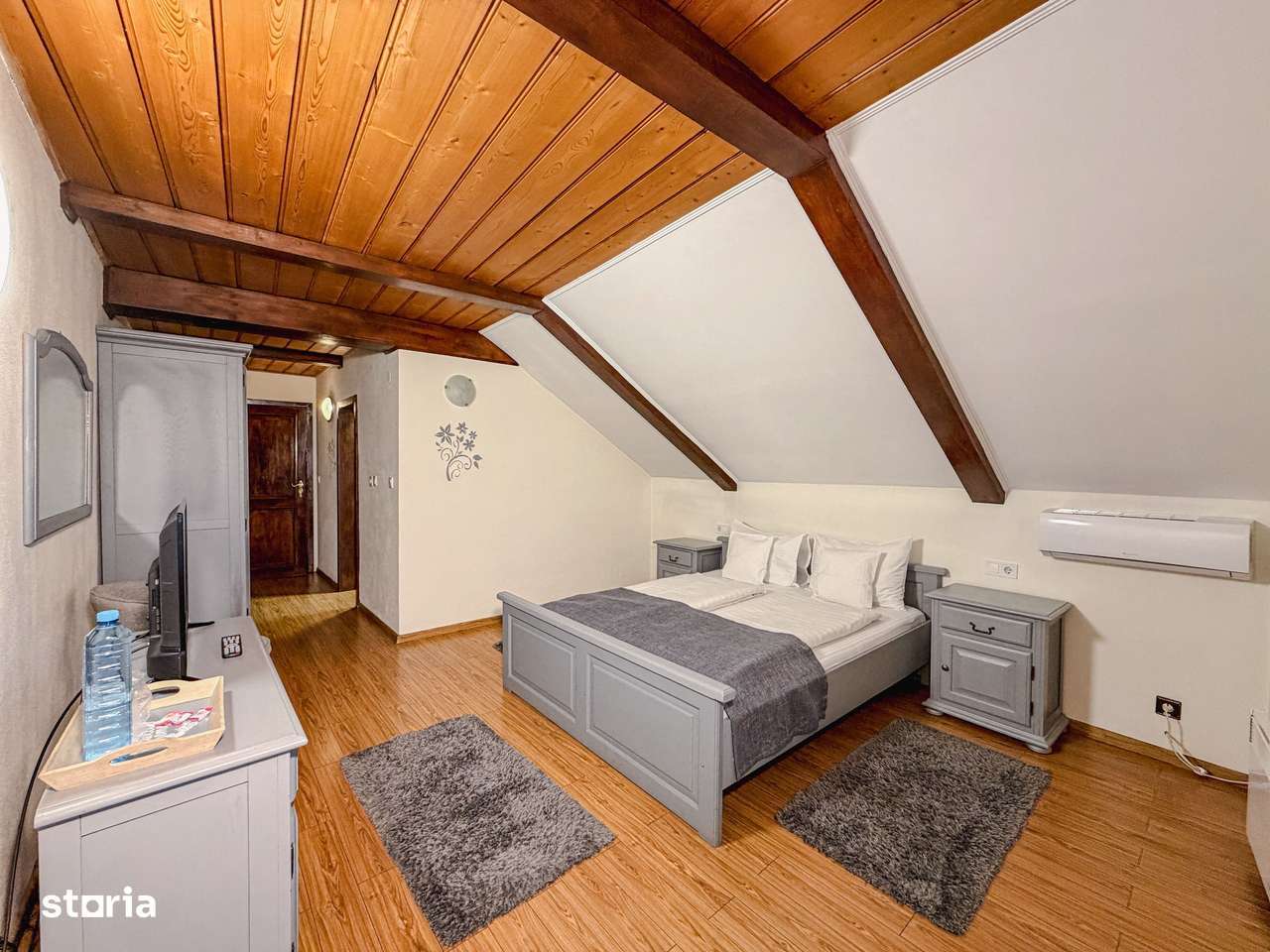 Hotel / Pensiune cu 10 camere de vânzare - afacere la cheie-2