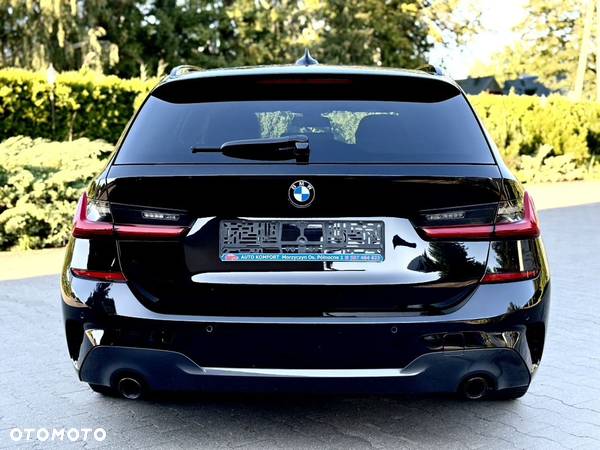 BMW Seria 3 318d M Sport Shadow - 4