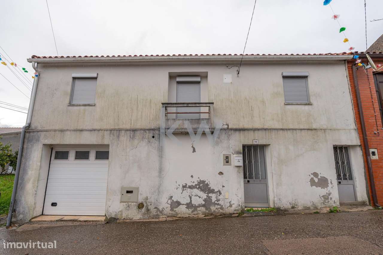Moradia T3 com Garagem em Figueira do Lorvão, Penacova-17