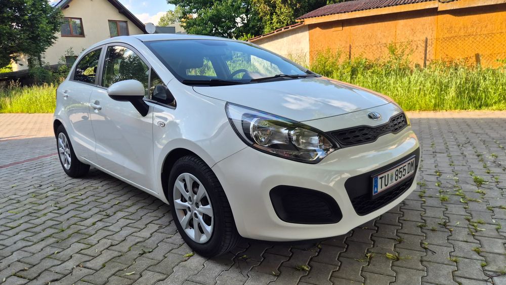 Kia Rio III 1.2 Attract 2012
