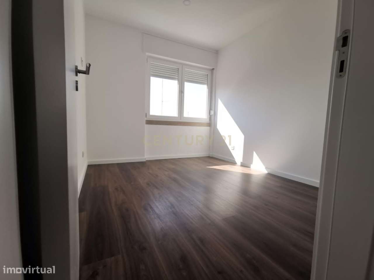 Apartamento Renovado com Vista para o Rio em Setúbal - Grande imagem: 5/18