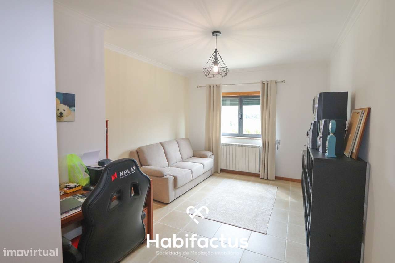 Moradia V4 Isolada com Jardim e Vista Panorâmica – Em Couto de Cima- V-17