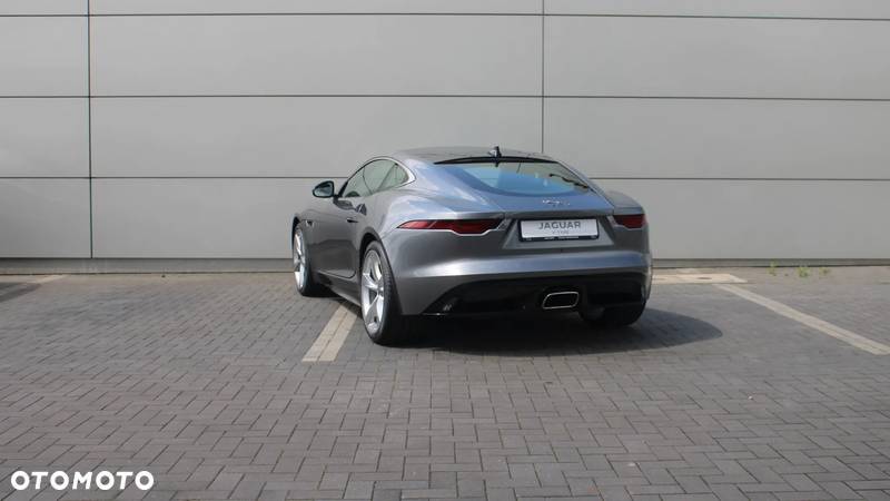 Jaguar F-Type 2.0 Turbo R-Dynamic - 4