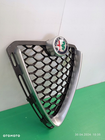 GRILL ATRAPA ZDERZAKA ALFA ROMEO STELVIO 156108638 - 2