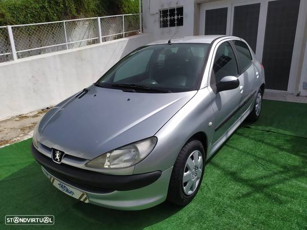 Peugeot 206 1.1 Color Line - 9