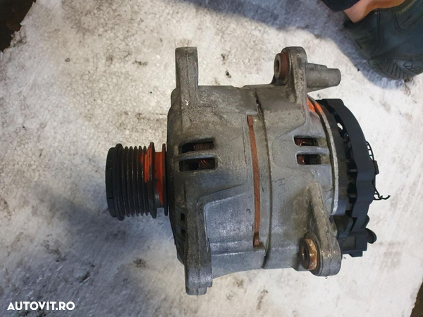 Alternator audi a4 , golf 5 , soda , seat 2.0 tdi . În perfecta stare de funcționare . - 2