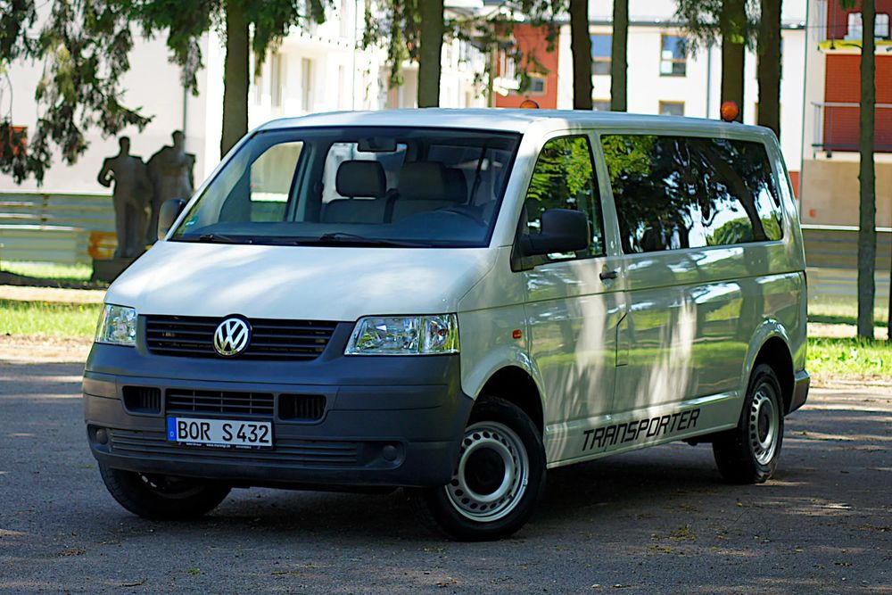 Volkswagen Transporter T5 Caravelle Lang Trendline 2007