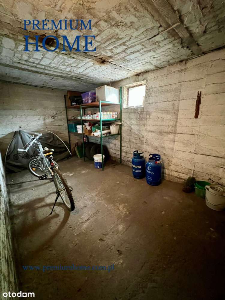 Zadbana, duża kawalerka z piwnicą i garażem!-14
