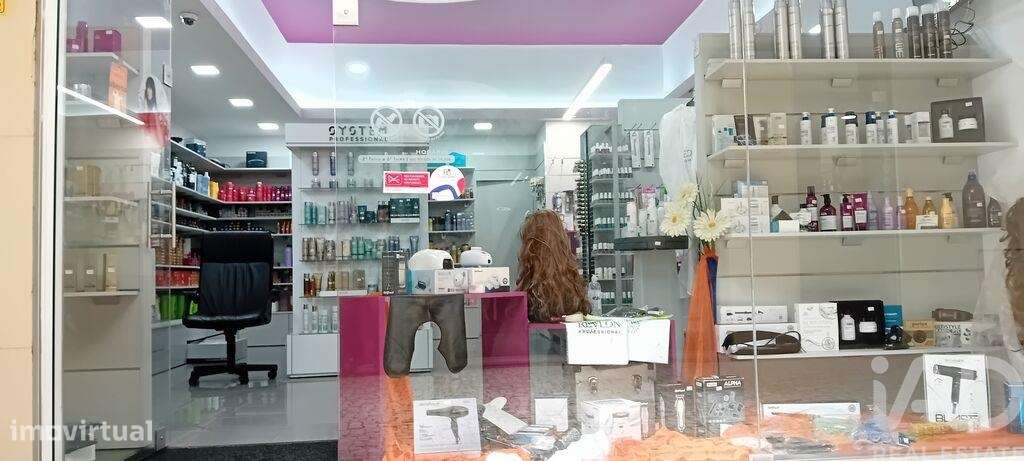 Loja / Estabelecimento Comercial em Espinho de 65,00 m2 - Grande imagem: 2/17