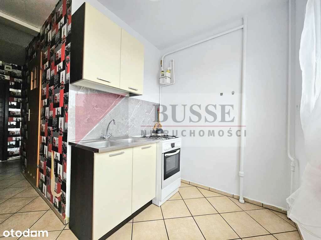 Kawalerka w samym centrum Polic!!!-5