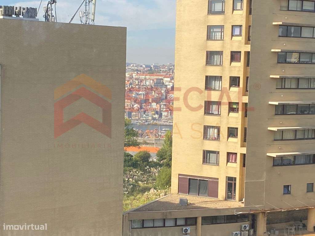 Apartamento T2 Mobiliado Pronto a Habitar - Grande imagem: 4/30