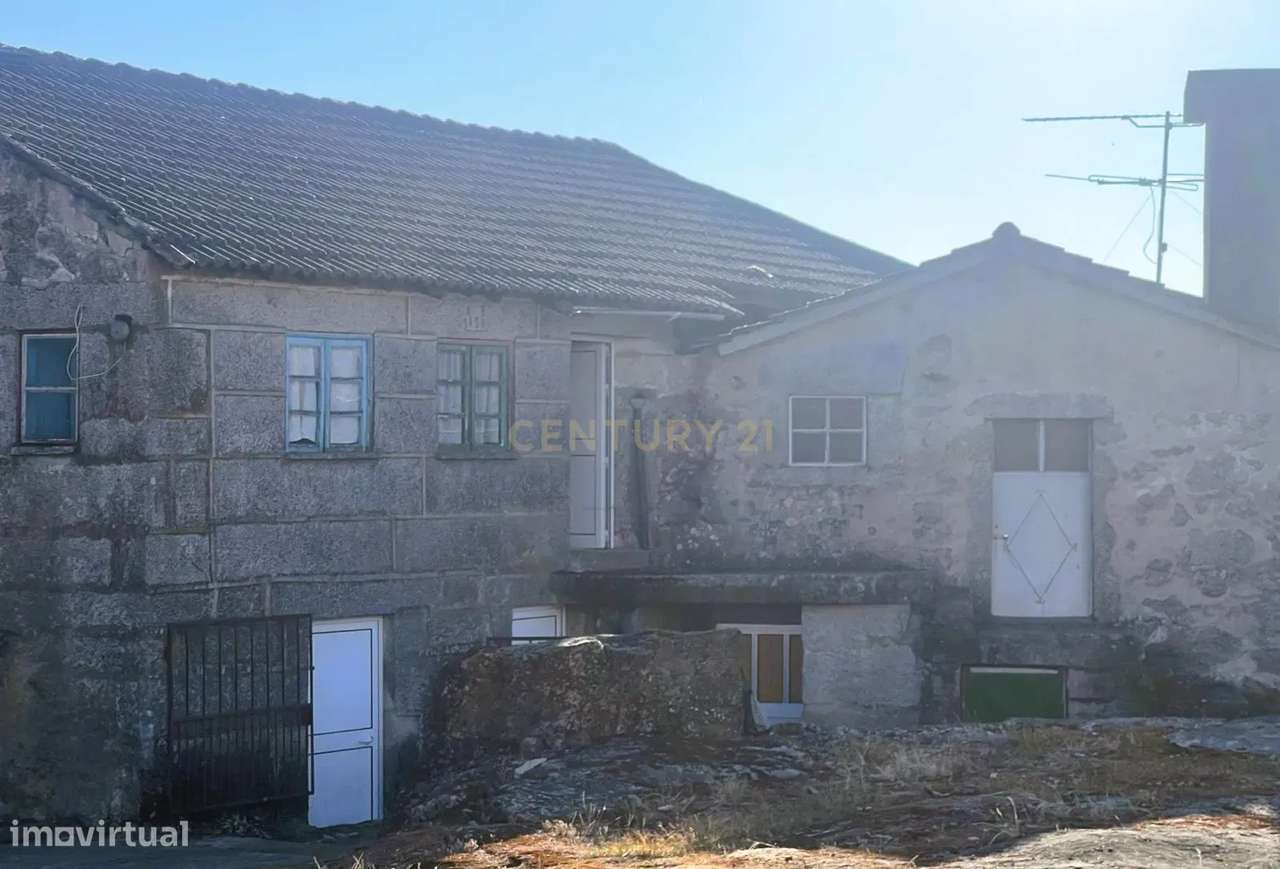 Moradia de granito em Granja do Paiva para reconstrução - Grande imagem: 5/18