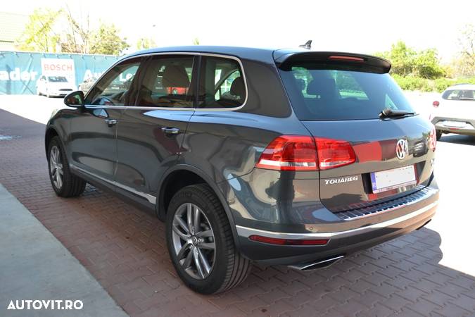 Volkswagen Touareg 3.0 V6 TDI BMT - 4