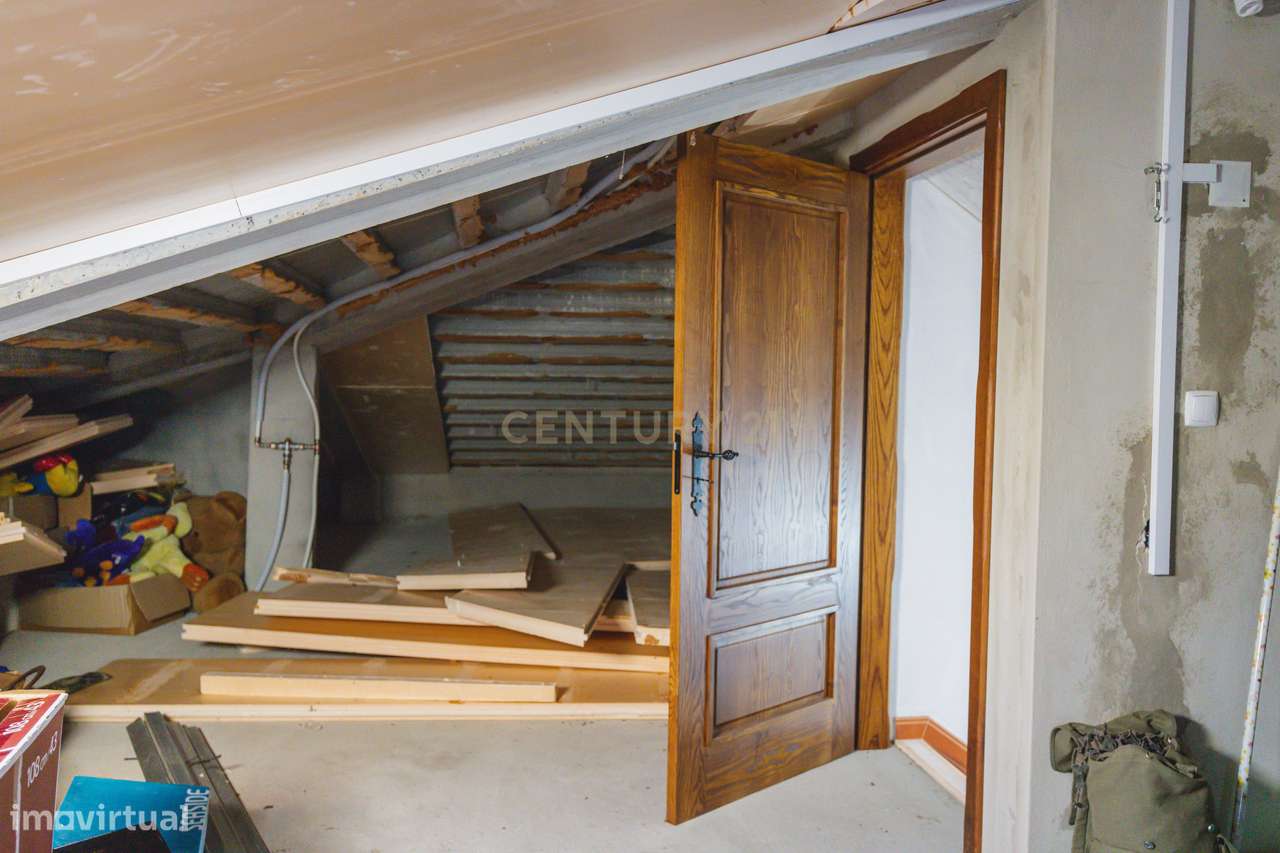 Moradia Térrea T4+1-53