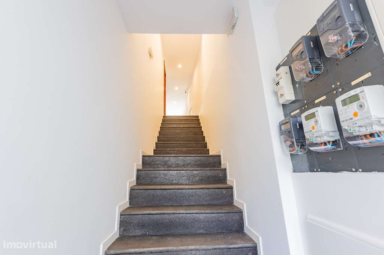 Prédio T5 - Centro de Ponta Delgada-15