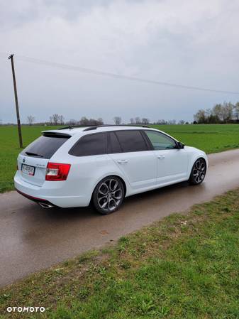 Skoda Octavia 2.0 TDI RS - 5