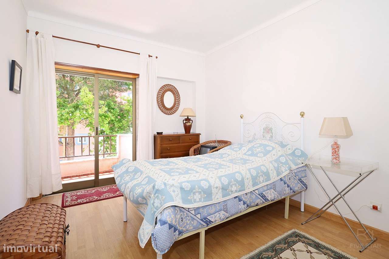 T2 - Apartamento com Varanda - Alapraia – Estoril-21