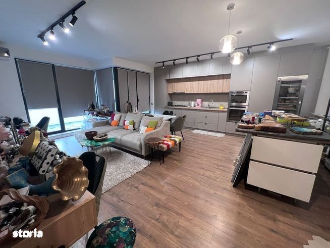 Tomis Park - Apartament cu 2 camere si Treasa/ 108 mp.-0