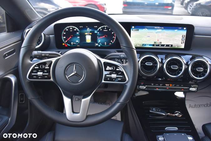 Mercedes-Benz CLA 250 7G-DCT - 27