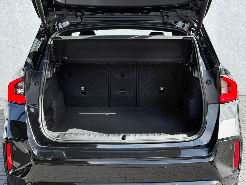 BMW X1 sDrive20i M Sportpaket 1.5 Benzyna 170 KM — zdjęcie 4