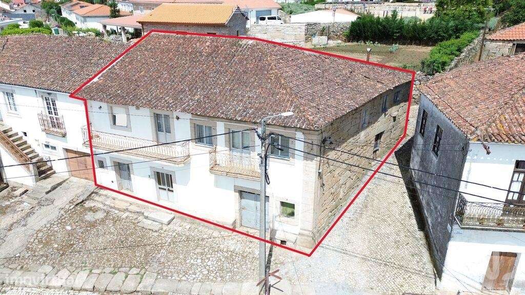 Moradia Geminada T5 Em Vilar De Macada De 200 M2