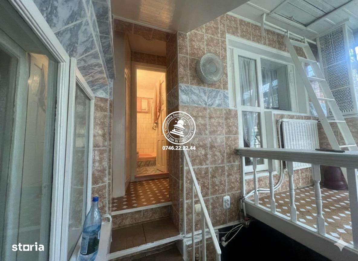 Casa cu teren de vânzare in zona Nicolina 1 - Imagine principală: 4/12
