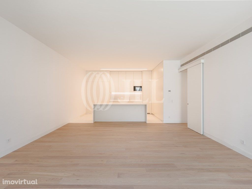 Apartamento T3 duplex, no Villa Infante, Lisboa