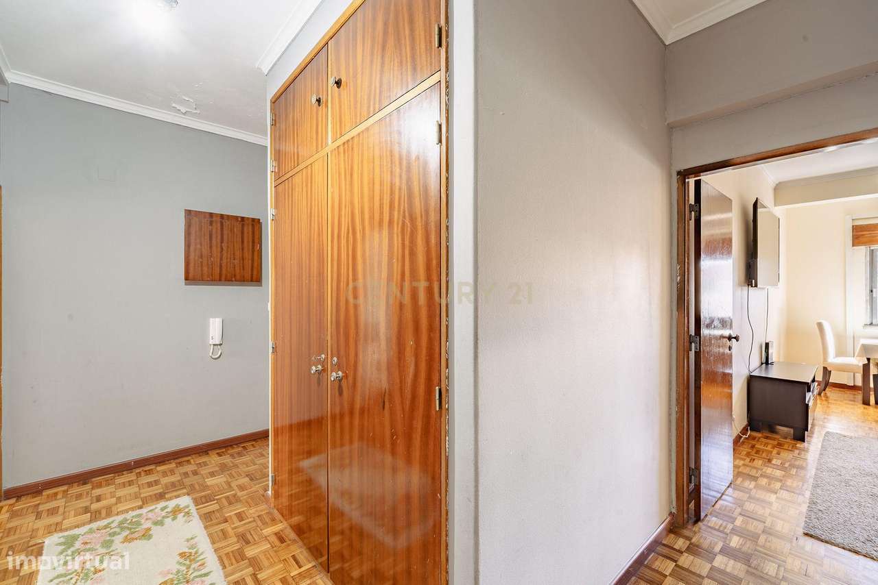 Apartamento T2 na Quinta do Rouxinol, Corroios-17
