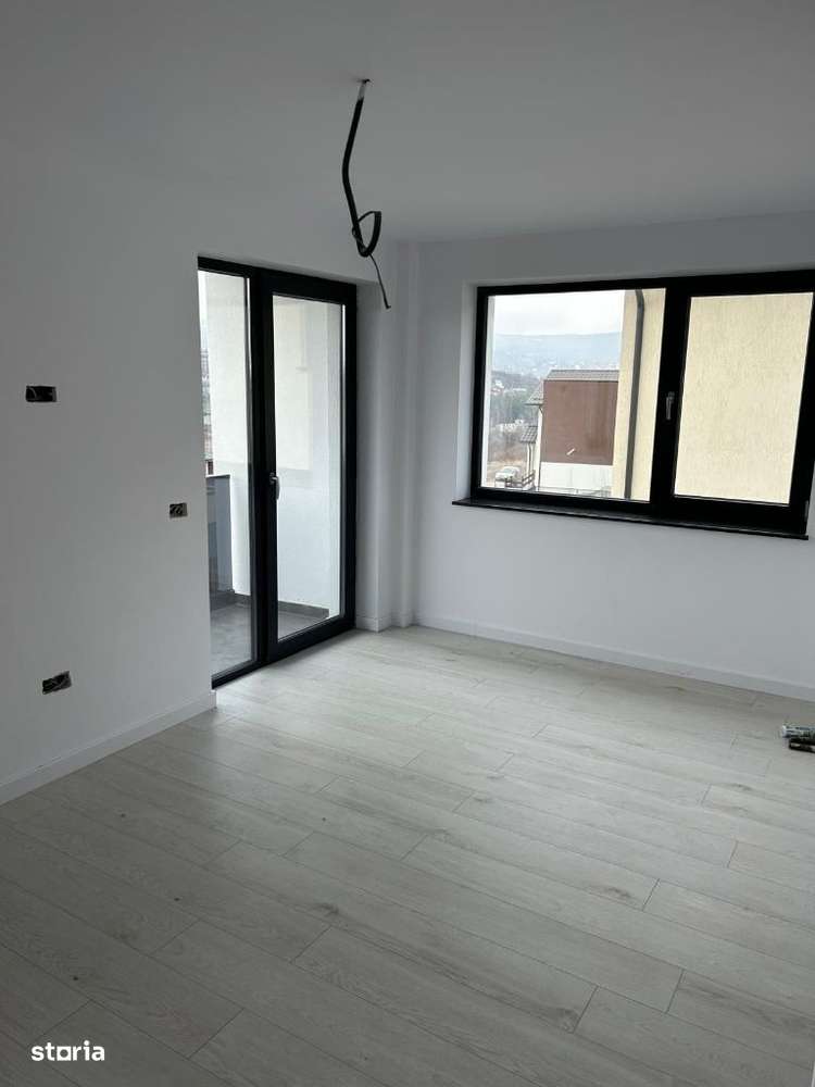 Casa de tip duplex cu 4 camere in Bucium - Imagine principală: 3/7