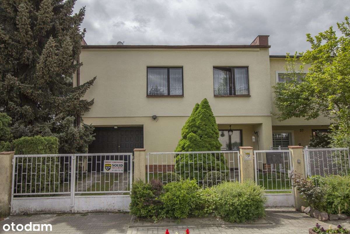 Urokliwy dom, obok Lasek Marceliński, garaż-11