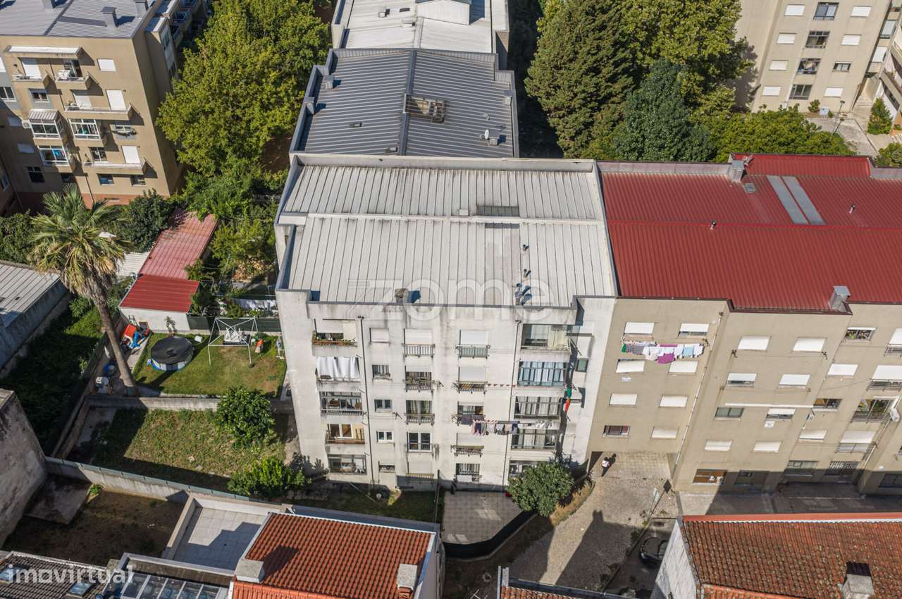 Apartamento T2 totalmente remodelado em São Lázaro - Braga-19
