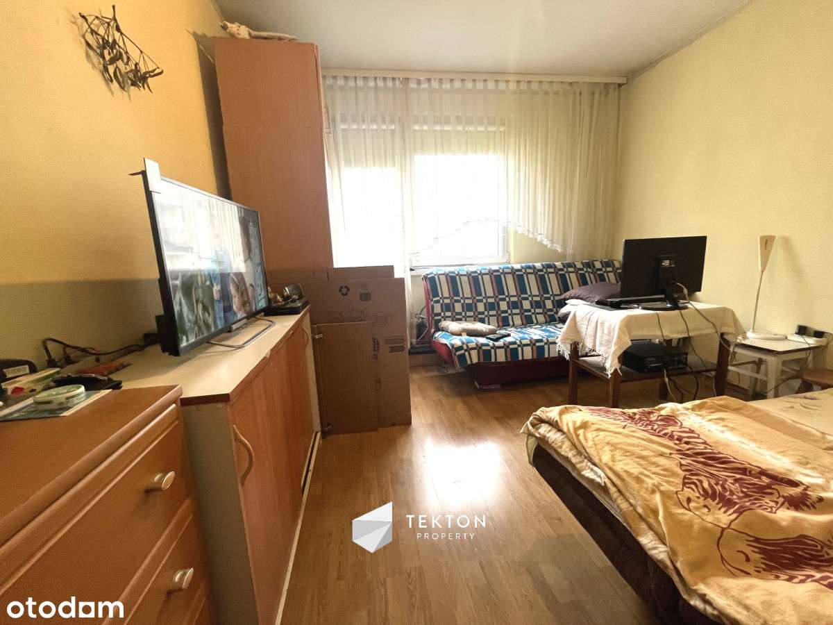 Przestronne 2 pokojowe mieszkanie w cichej okolicy - Pełny obrazek: 2/9