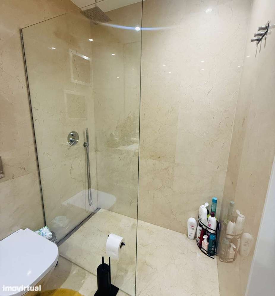 Moradia 3 frentes 200m praia-21