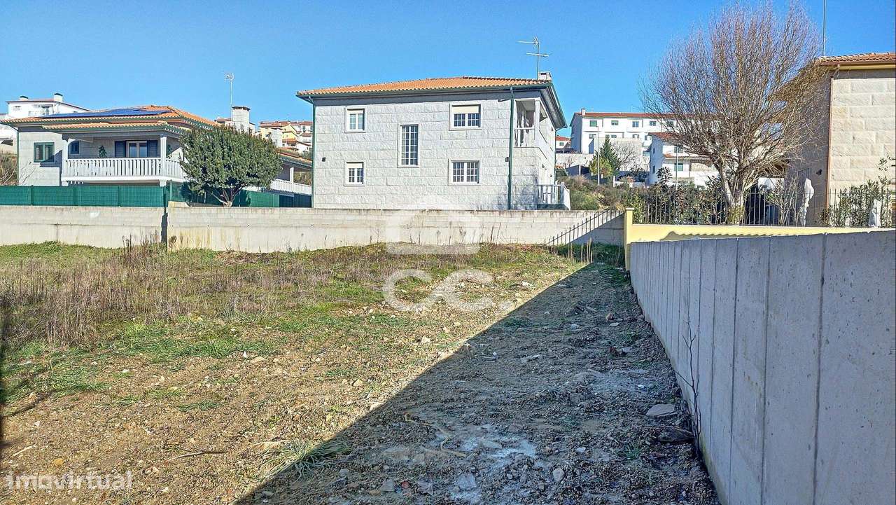 Lote plano para construção de 497m2 - Grande imagem: 4/8