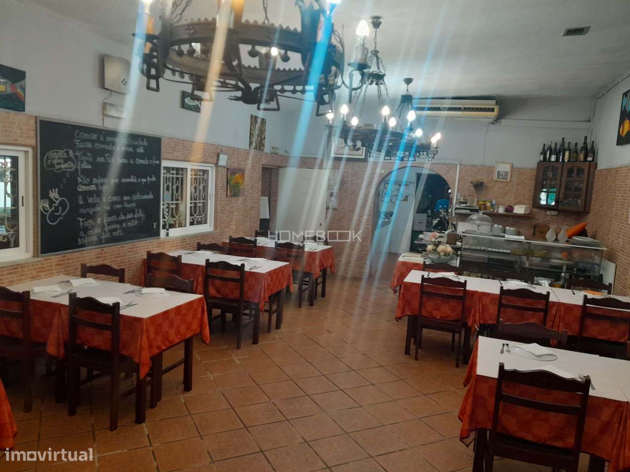 Restaurante para Trespasse zona central da Sobreda, em funcionamento - Grande imagem: 3/46