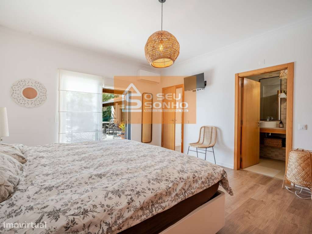 Moradia T3 + 1 com Piscina-38