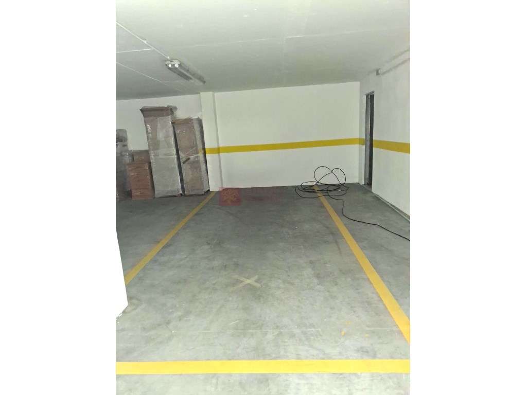 Malveira - Centro - T2 a estrear com terraço e garagem-23