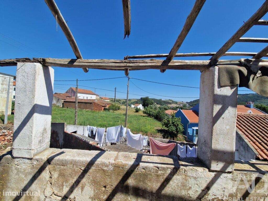 Casa de aldeia em Lamas e Cercal de 102,00 m2 - Grande imagem: 3/30