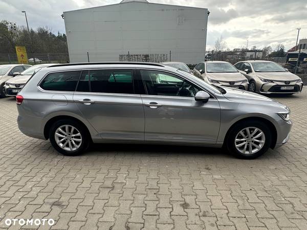 Volkswagen Passat 2.0 TDI BMT Comfortline DSG - 4