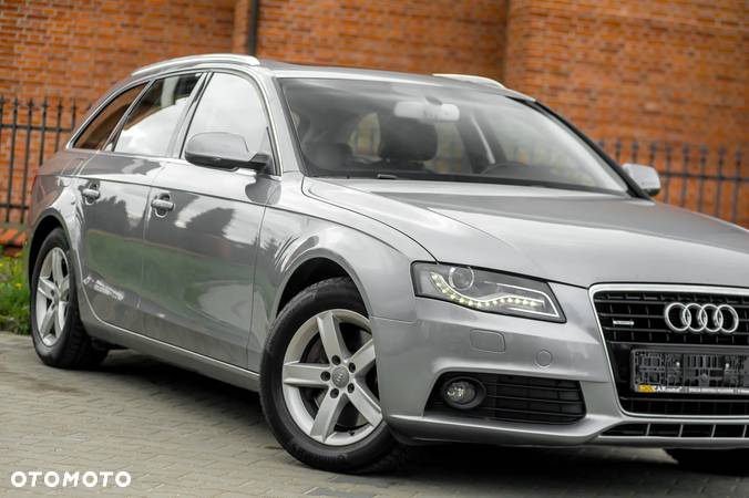 Audi A4 Avant 3.2 FSI quattro tiptronic S line Sportpaket (plus) - 34