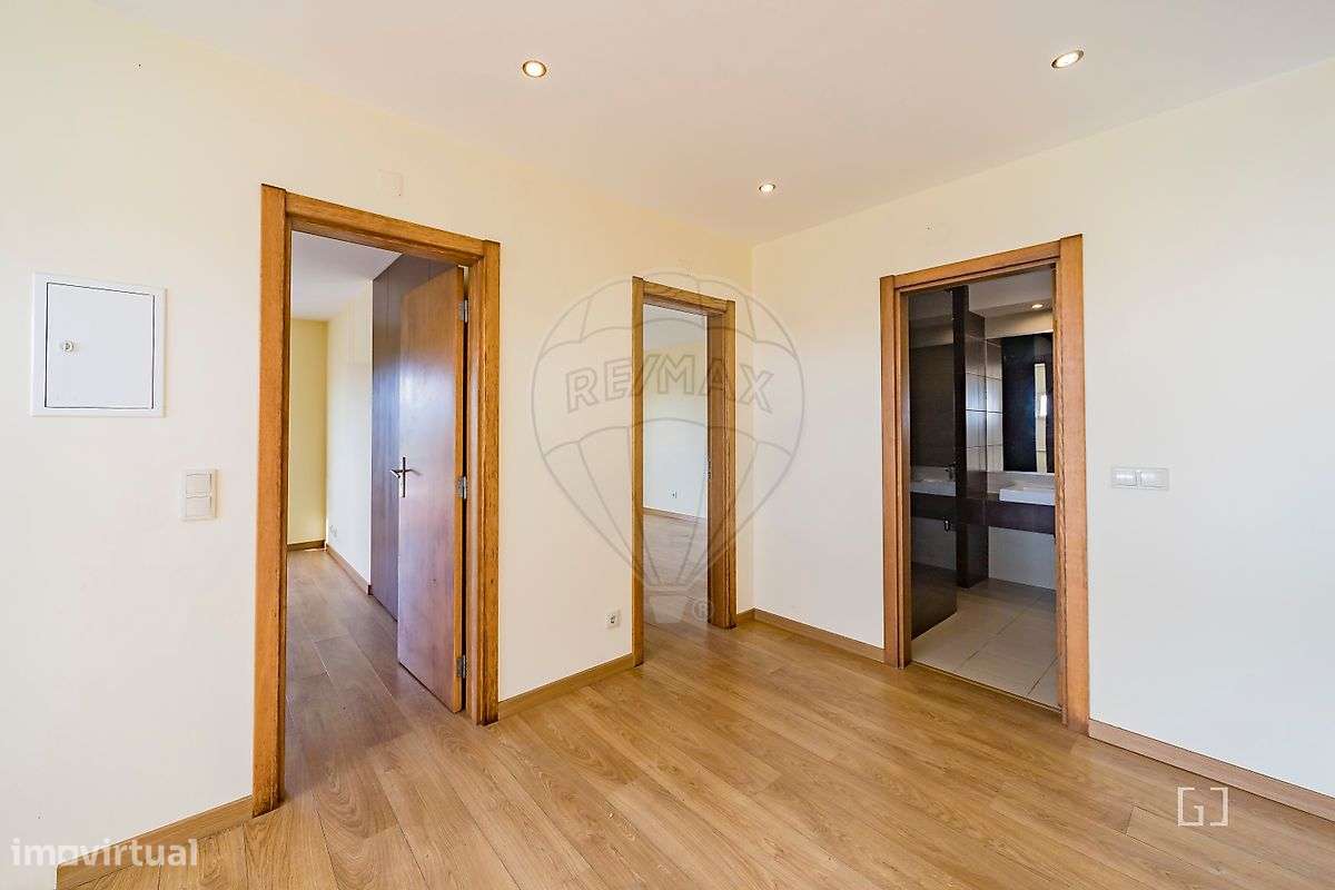 Moradia T5 para venda-15