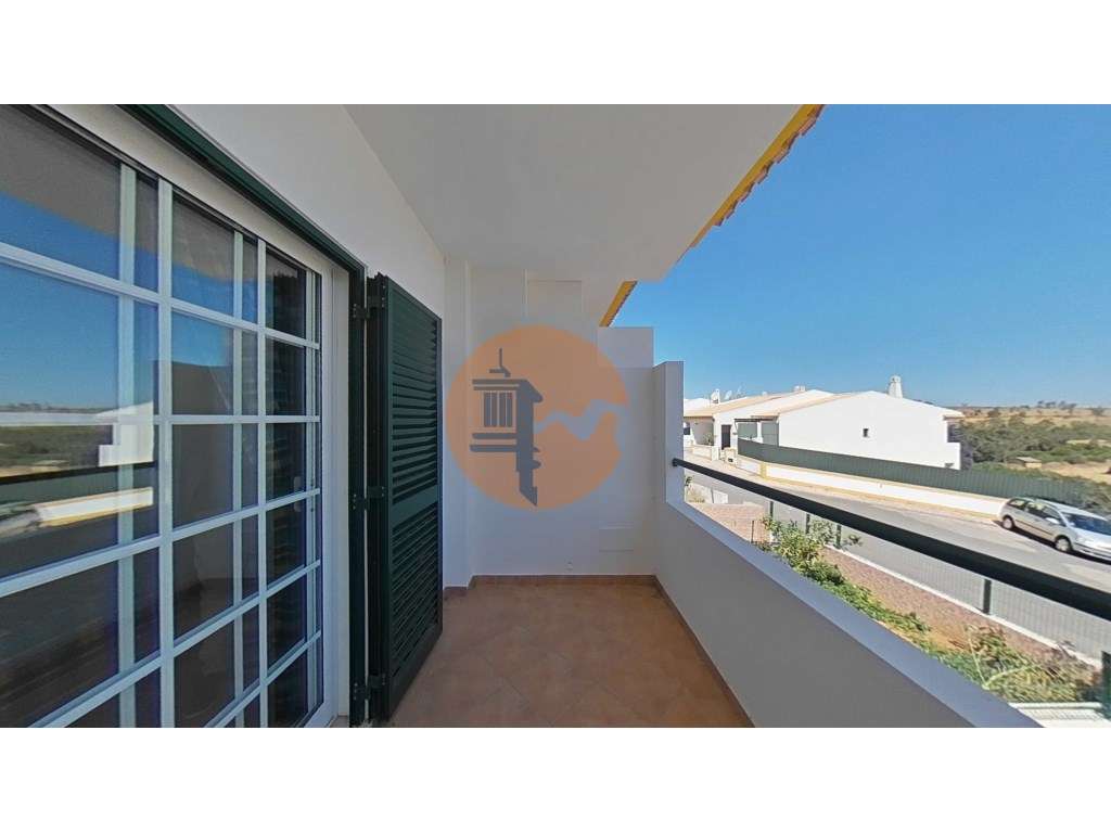 Fantástica Moradia com Piscina para venda-57