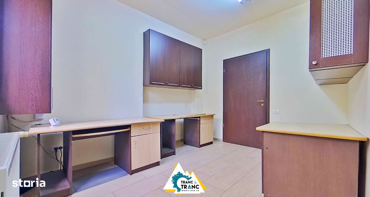 Spațiu de birou cu 4 camere, în zona centrală din Arad - Imagine principală: 5/12